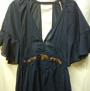 Free People navy blue boho ruffled top